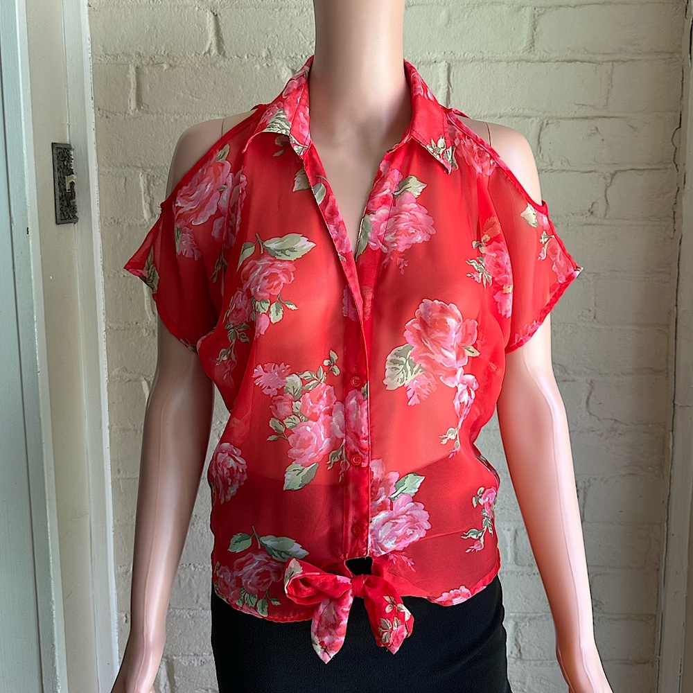 Confess Macy’s size small red floral cut out summer blouse top